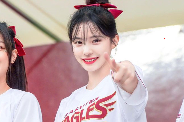  李多慧 
